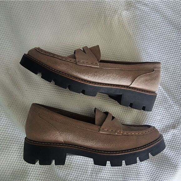 House of Harlow 1960 Gunner Light Taupe Suede Platform Lug Sole Loafers - Picture 3 of 14